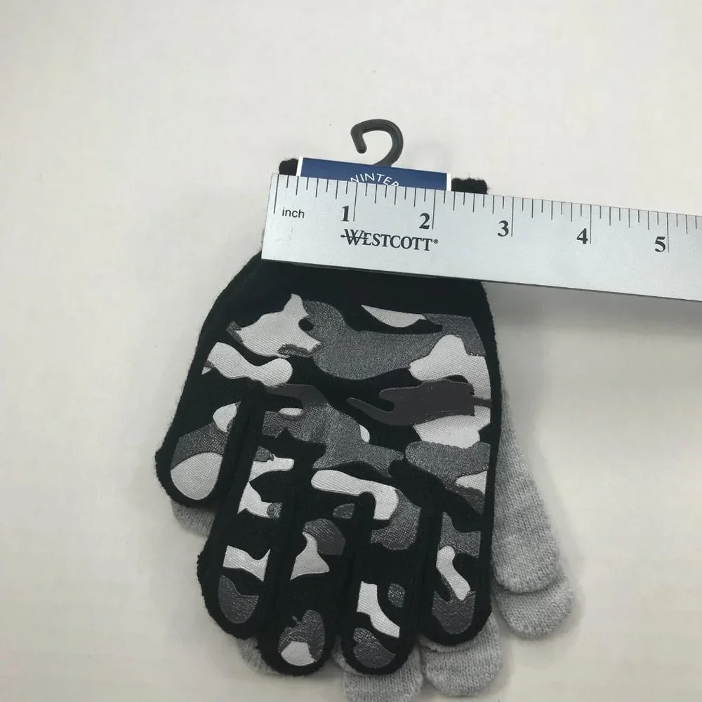 2 Pair Pack Winter Essentials Boys One Size Black Vinyl Camo Gray Plain Gloves
